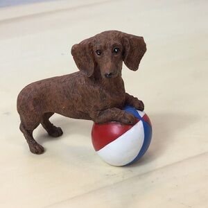 Danbury Mint Danchshund Dog Playing With Ball 2.5”figurine